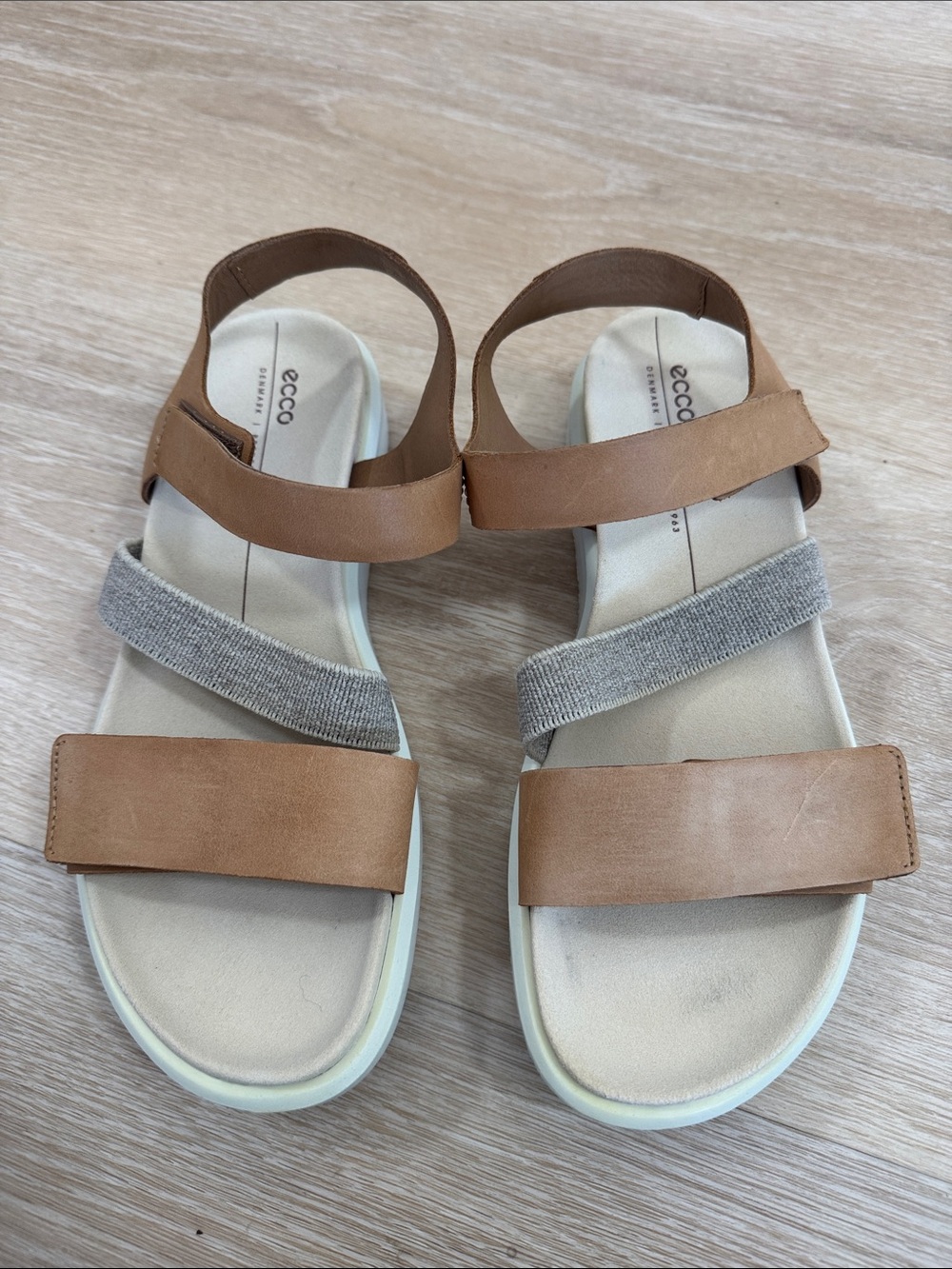 Ecco Women’s Tan Leather Sandals with Gray Elastic Strap